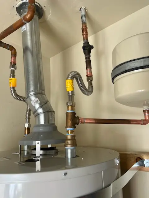 Water heater installation and plumbing repair in Melbourne Heights